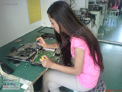 LAPTOP TAMİRİ 1991’ Lİ TSE-HYB’ Lİ MESUT BİLGİSAYAR' DA